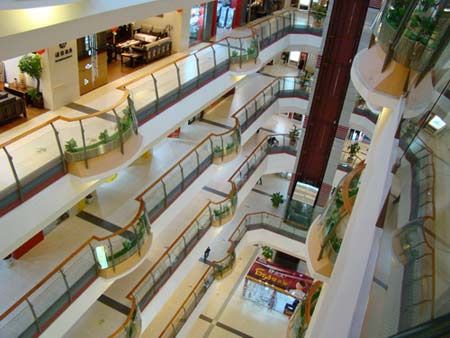 面對(duì)冷淡市場(chǎng)，建材家居企業(yè)積極試水電商尋突破